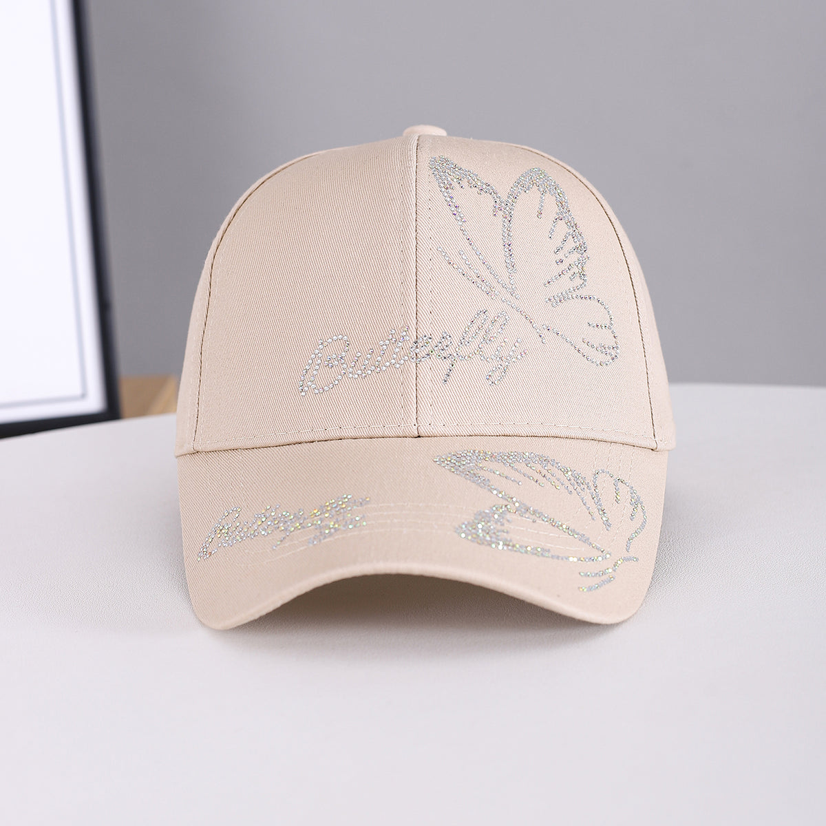 The New Men's And Women's Three-dimensional Rhinestone Butterfly Letter Decorative Versatile Baseball Cap Is Suitable For Daily Outings On Campus. – Premium 4 | RICALOUX