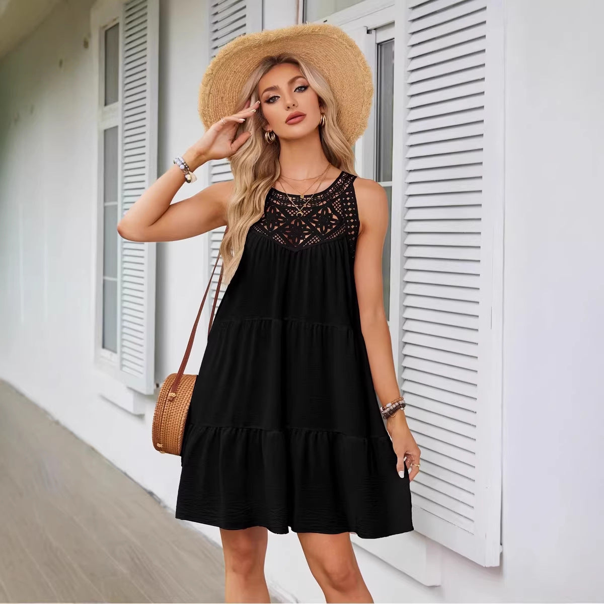 Womens Hollowed-Out Lace-Trimmed Halterneck A-Line Dress – Premium 0 | RICALOUX