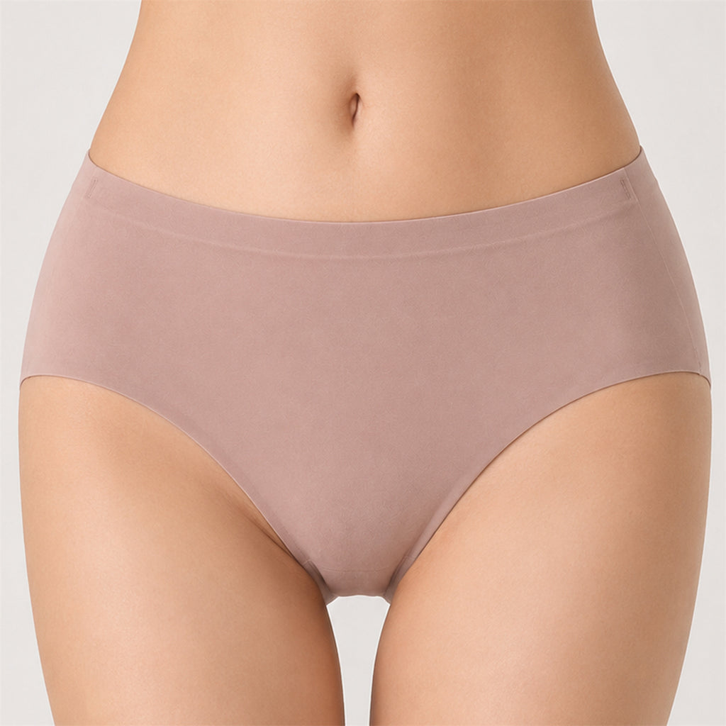 Ice Silk Seamless Underwear by Ricaloux