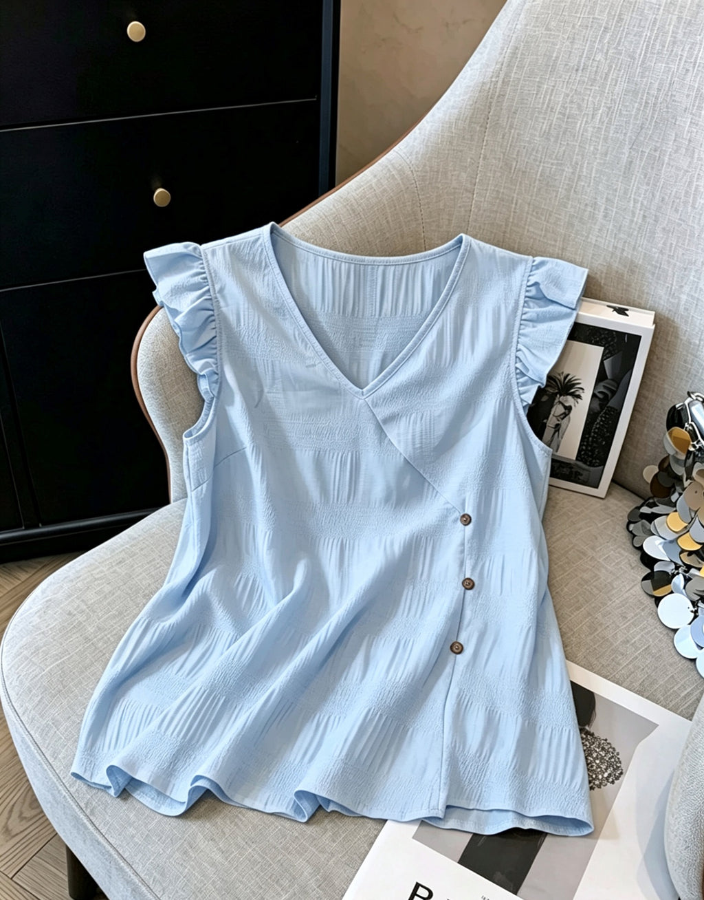 French-style V-neck, Fluttery Three-quarter Sleeves, Textured Top – Premium 0 | RICALOUX