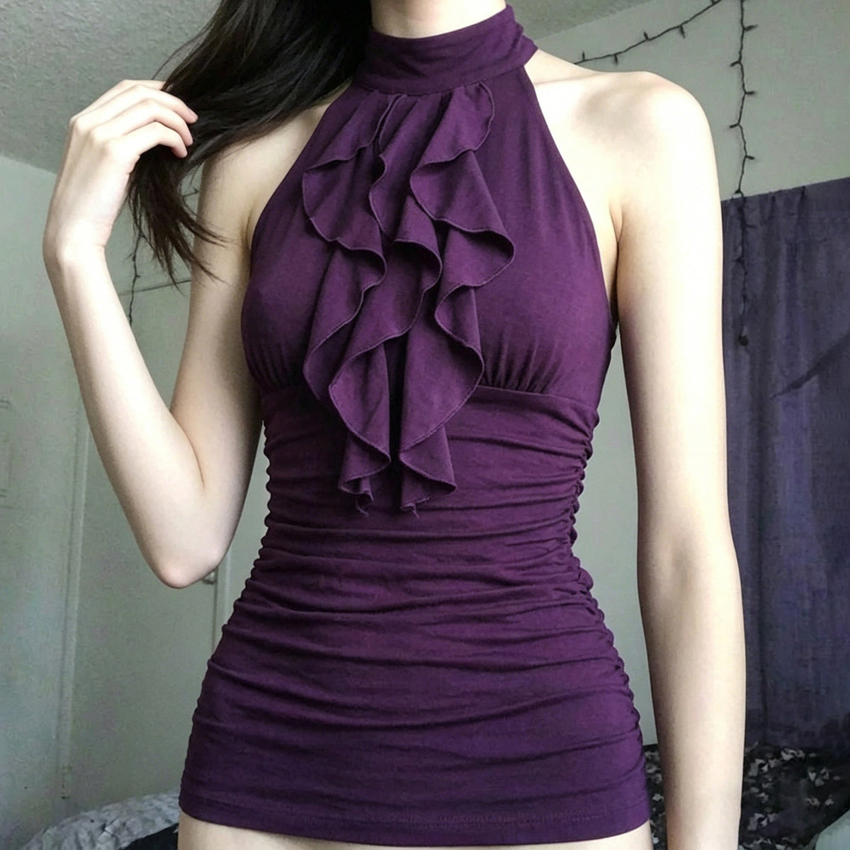 Niche Vintage-style Ruffled Halter-neck Turtleneck Top by Ricaloux