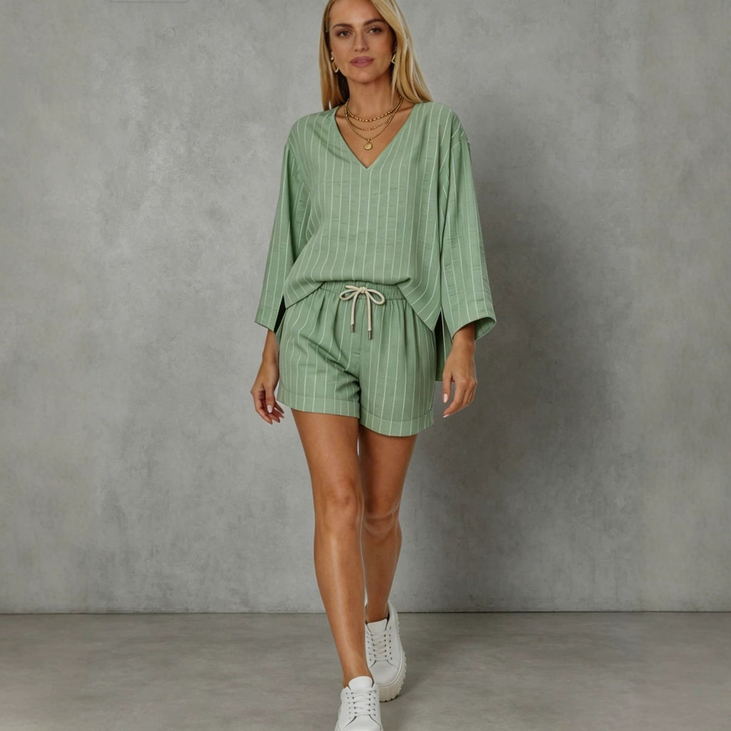 Womens Loose-fit V-neck Long-sleeve Shorts Set by Ricaloux