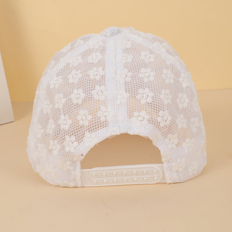 Summer Women's Powder-white Netting Lace Pearl Flower-decorated Adjustable Back-buttoned Fresh And Sweet Style Baseball Cap by Ricaloux