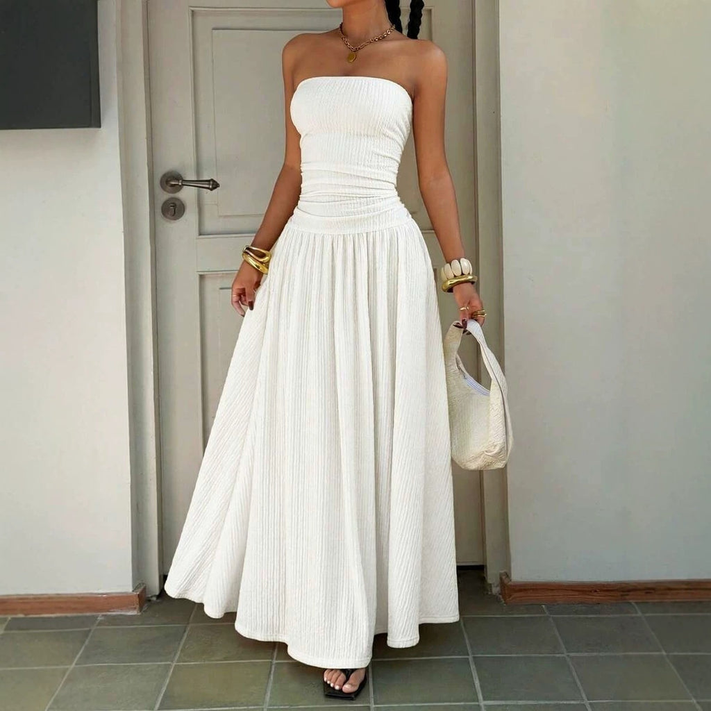 Women's Elegant Figure-hugging Strapless Dress by Ricaloux