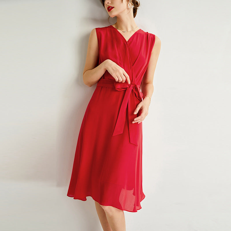 French-style V-neck Sleeveless Silk Waist-cinching Dress by Ricaloux