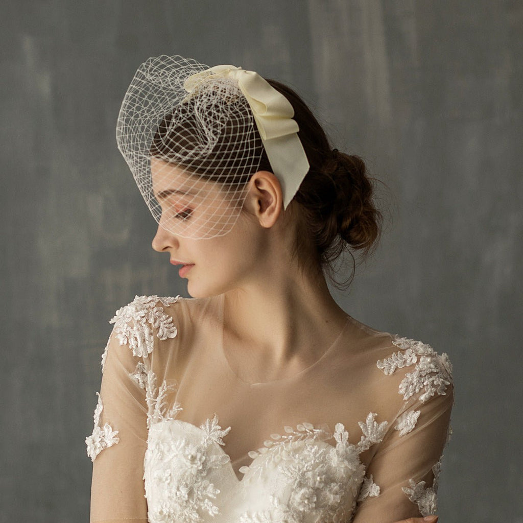 European And American White Mesh Bow Veil - RICALOUX
