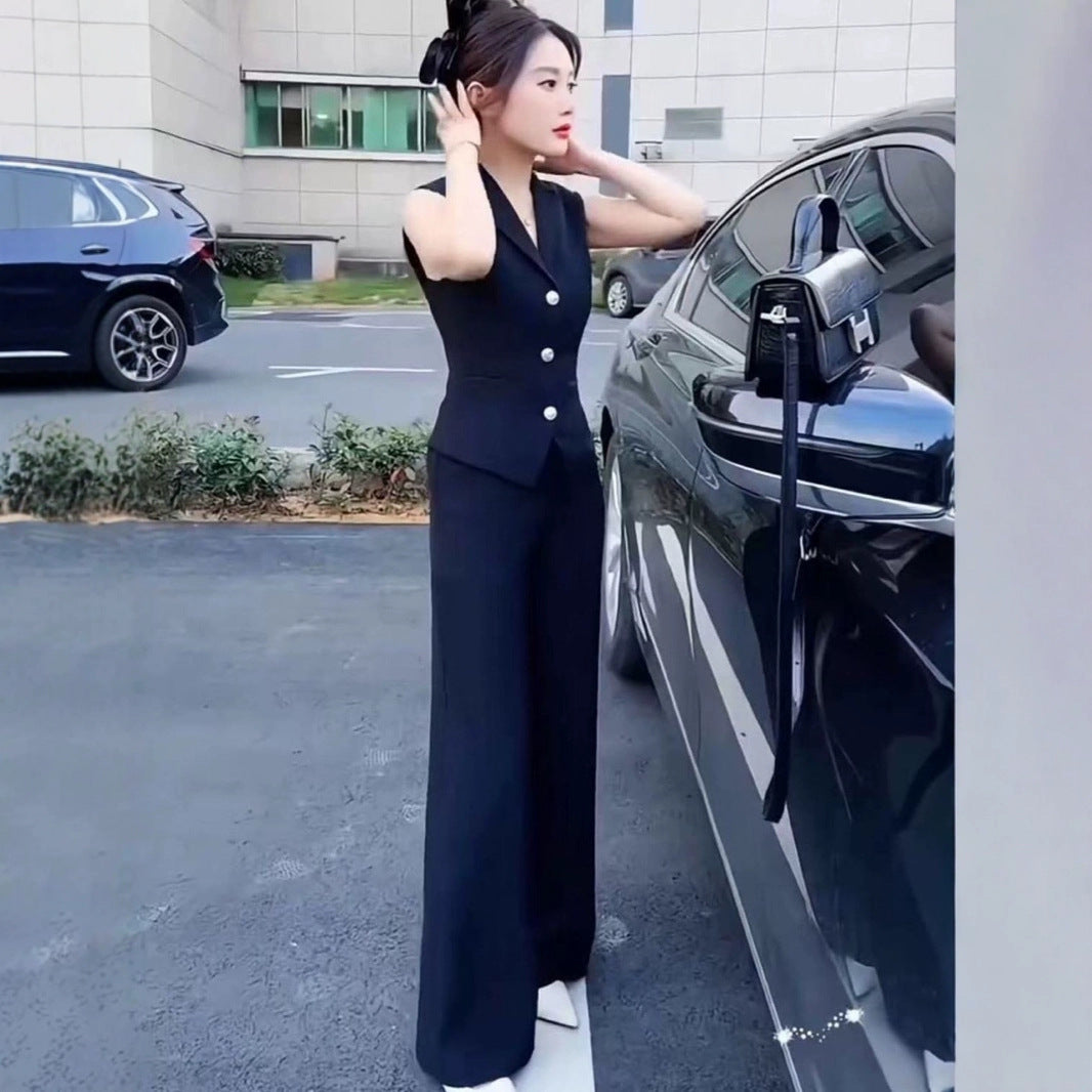 Simple And Stylish Womens Commuting Outfit Set by Ricaloux