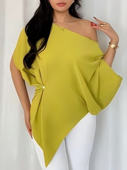 Niche Relaxed-fit Figure-flattering Batwing-sleeve Top by Ricaloux
